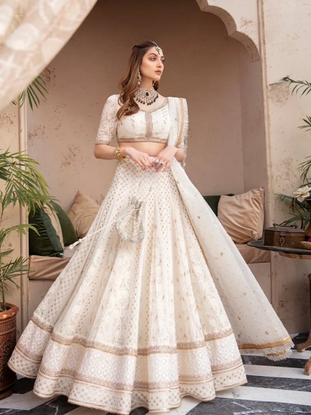 Faiza Saqlain Lehenga